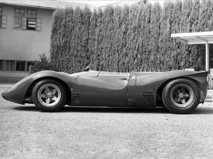  Ferrari 412P 1967 года  (фото 14 из 15)